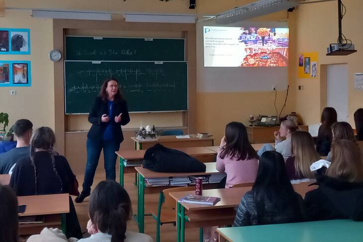 Hzhoz megy az egyetem