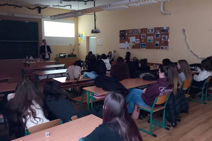 H�zhoz megy az egyetem