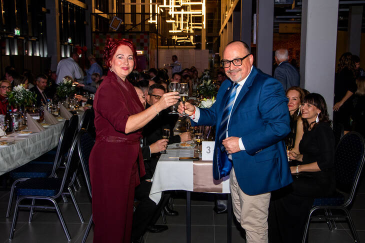 Alap�tv�nyi B�l 2026