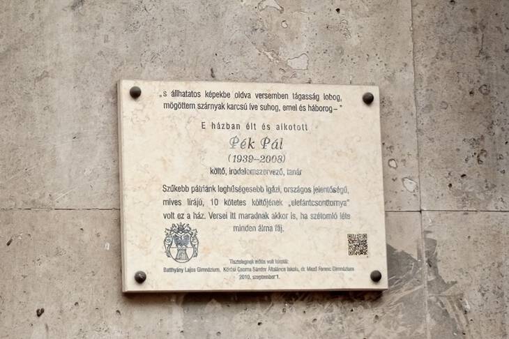Rendhagyó megemlékezés, ünnepi séta Rendhagyó megemlékezés, ünnepi séta
